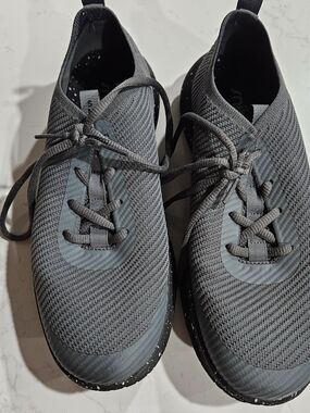 Snibbs Men's Lightweight Knit Lace-Up Sneakers - Gray